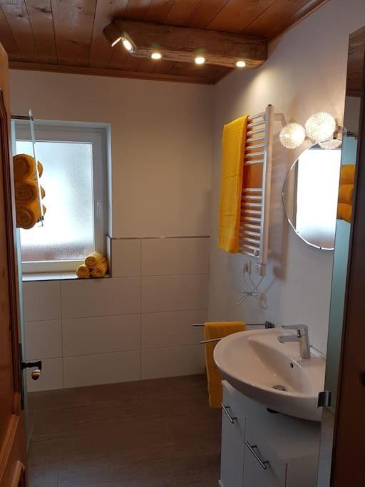 Gemuetliche Wohnung Mit Blick Auf Den Zahmen Kaiser Niederndorferberg 외부 사진